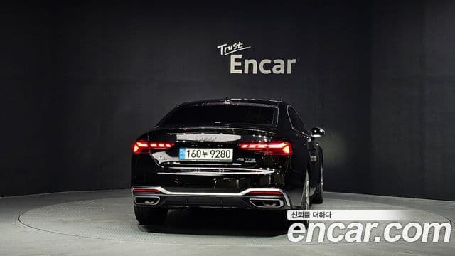 Audi A5 2021 — ფოტო 4/20
