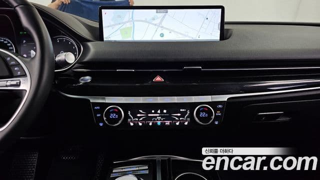 Genesis Electrified G80 2023 — Şəkil 14/20