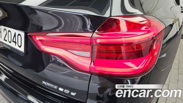 BMW X3 2021 — Photo 8/31