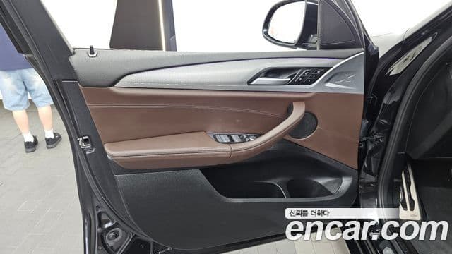 BMW X3 2021 — Photo 14/31