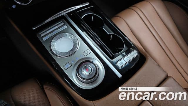 Genesis Electrified G80 2021 — фото 9 из 20