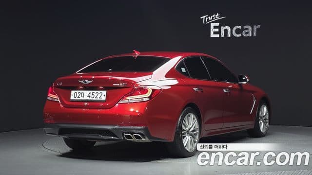 Genesis G70 2019 — фото 2 из 20