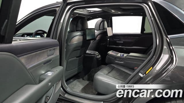 Genesis G90 2022 — Şəkil 12/20
