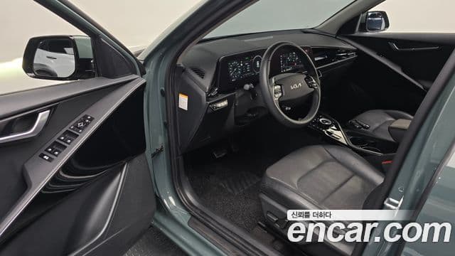 Kia Niro 2022 — Şəkil 10/20