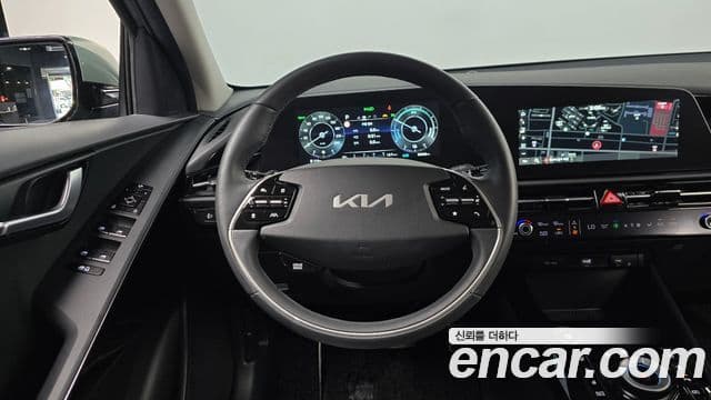 Kia Niro 2022 — Şəkil 12/20