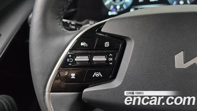 Kia Niro 2022 — Şəkil 19/20