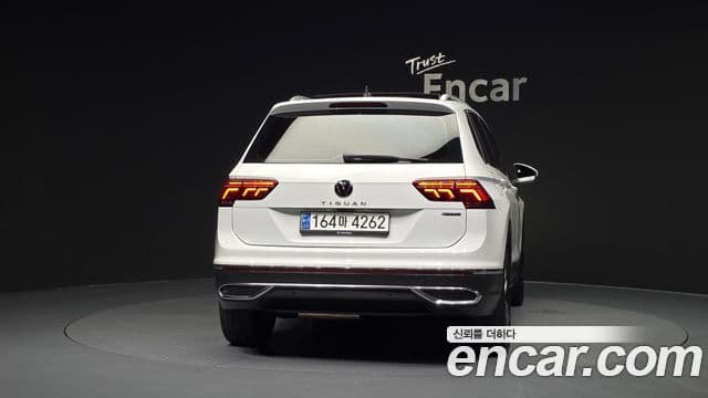Volkswagen Tiguan 2023 — Photo 5/20