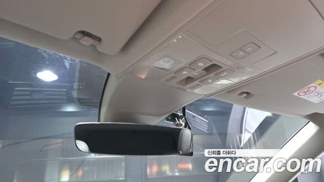 Volkswagen Tiguan 2023 — Photo 10/20