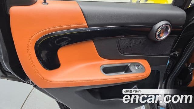 Mini Cooper Countryman 2021 — Photo 19/33