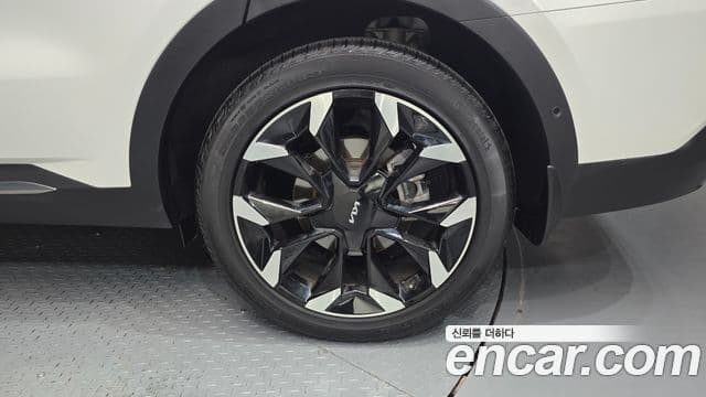 Kia Sorento 2025 — Photo 2/32