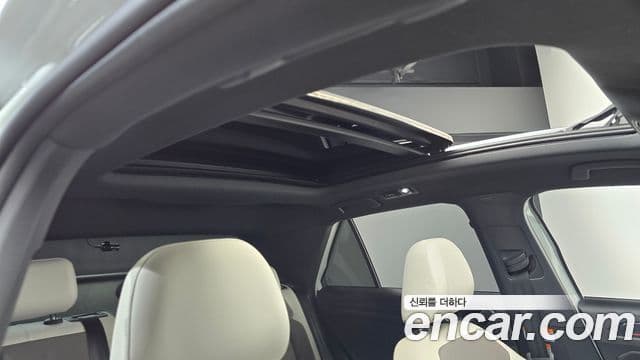 Volkswagen T-Roc 2021 — Photo 16/20