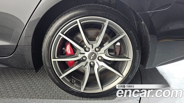 Genesis G70 2018 — Şəkil 6/37