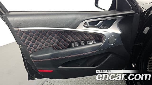 Genesis G70 2018 — Şəkil 25/37