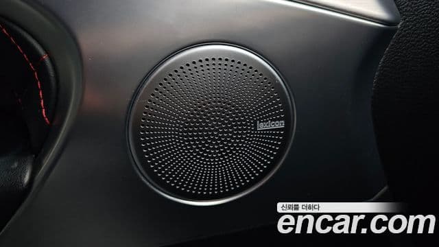 Genesis G70 2018 — Şəkil 33/37