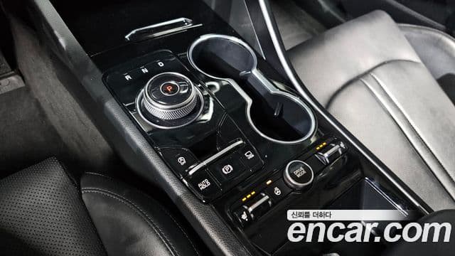 Kia K5 2022 — ფოტო 9/20