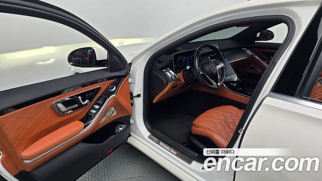 Mercedes-Benz S-Class 2023 — ფოტო 11/20