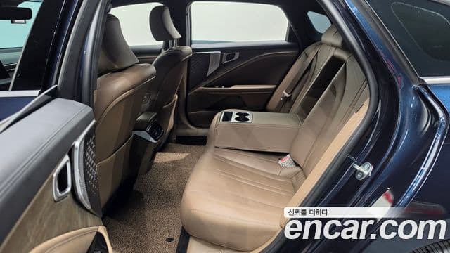 Kia K8 2023 — фото 11 из 20