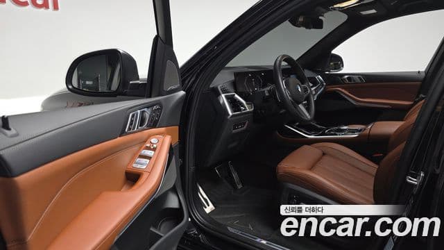 BMW X7 2023 — ფოტო 9/20