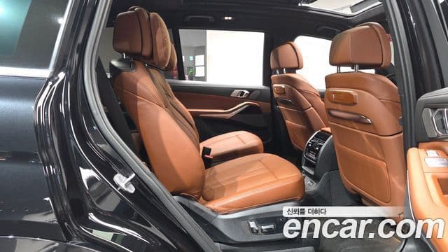 BMW X7 2023 — ფოტო 12/20