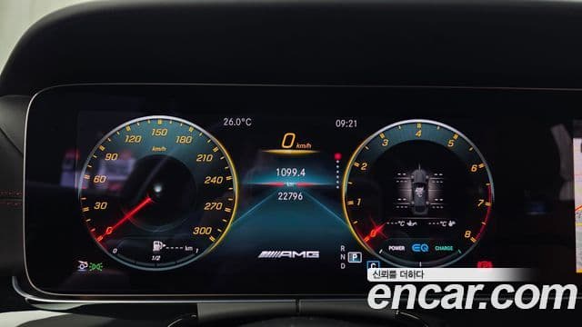 Mercedes-Benz AMG GT 2021 — ფოტო 8/20