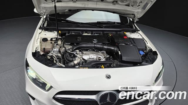 Mercedes-Benz A-Class 2022 — Фото 6/20