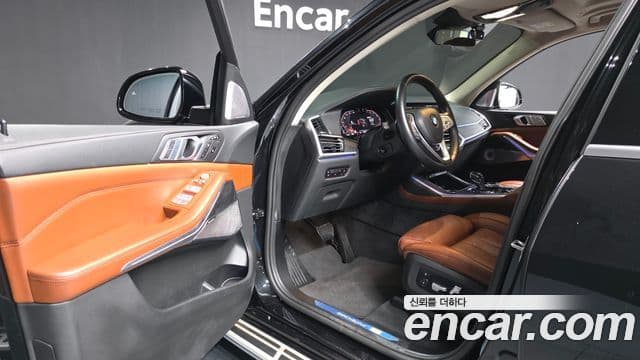 BMW X7 2021 — Şəkil 10/20