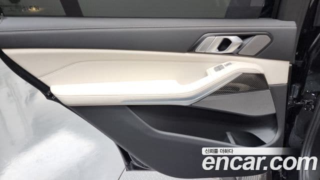 BMW X7 2025 — Photo 6/38