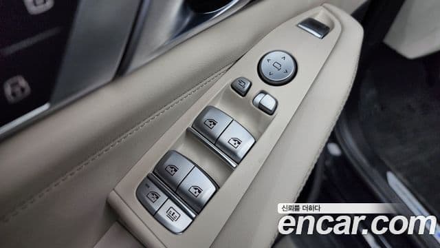 BMW X7 2025 — Photo 10/38