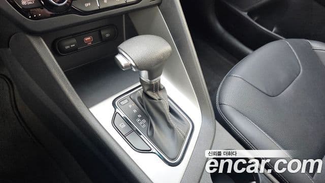 Kia Niro 2020 — Фото 9/20