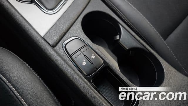 Kia Niro 2020 — фото 17 из 20