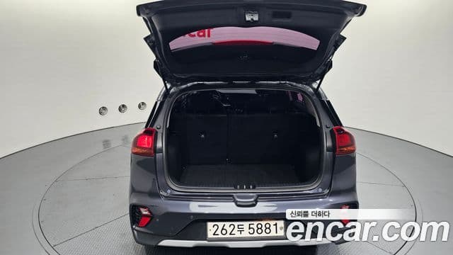 Kia Niro 2020 — Фото 20/20