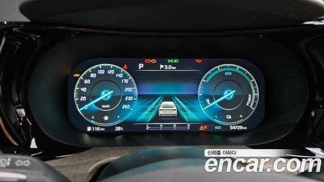 Kia K5 2023 — ფოტო 8/20