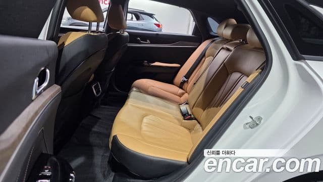 Kia K5 2023 — фото 11 из 20