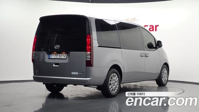Hyundai Staria 2025 — Şəkil 2/20