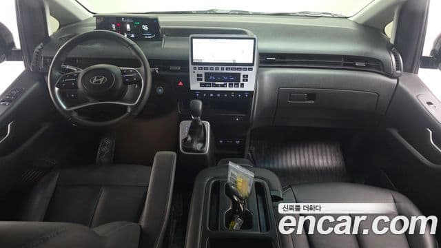 Hyundai Staria 2025 — Şəkil 7/20