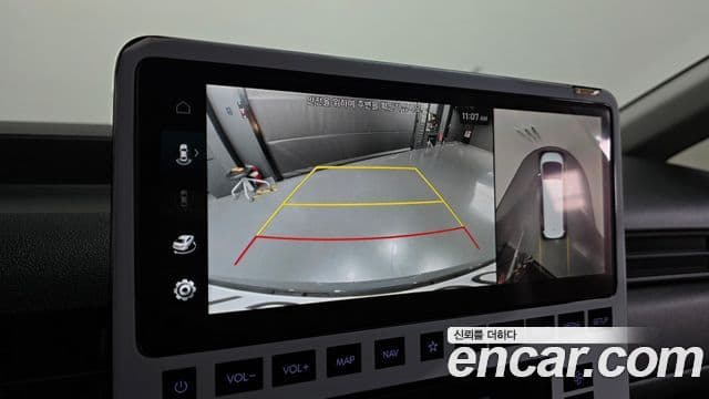 Hyundai Staria 2025 — Şəkil 15/20