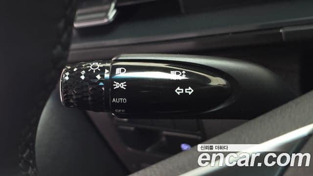 Hyundai Staria 2025 — фото 18 из 20