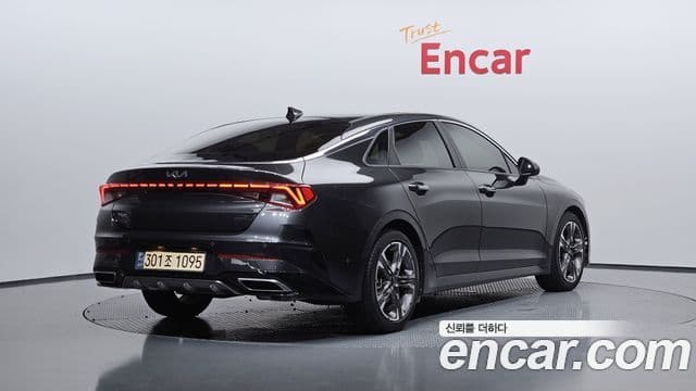 Kia K5 2021 — Şəkil 2/20