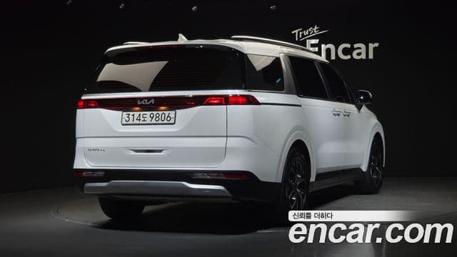 Kia Carnival 2022 — Şəkil 2/20