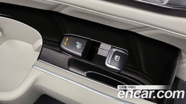 Kia Sorento 2021 — фото 18 из 20