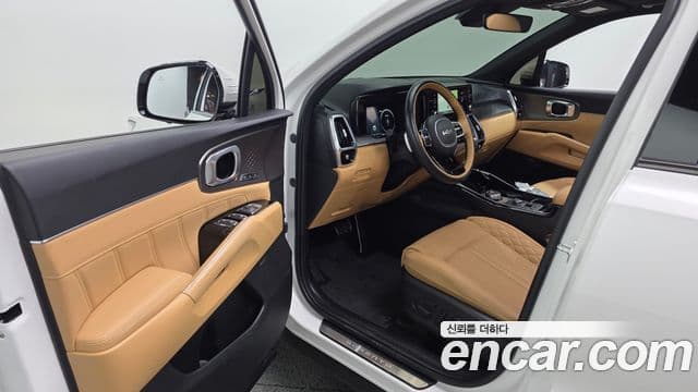 Kia Sorento 2023 — Şəkil 10/20