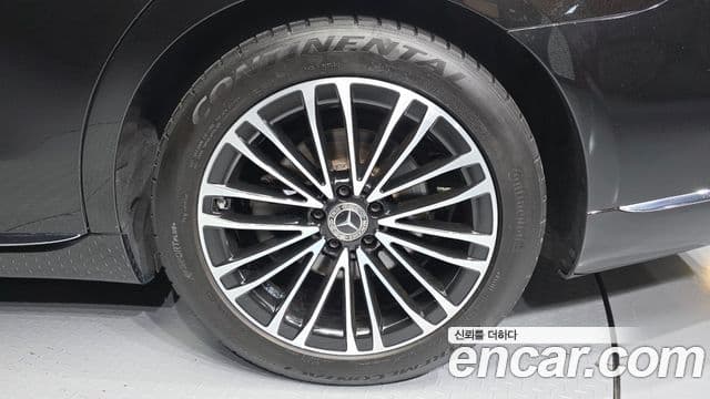 Mercedes-Benz S-Class 2021 — ფოტო 20/31