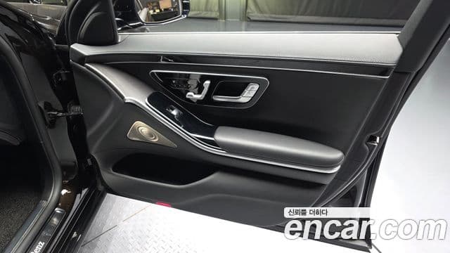 Mercedes-Benz S-Class 2021 — ფოტო 10/31