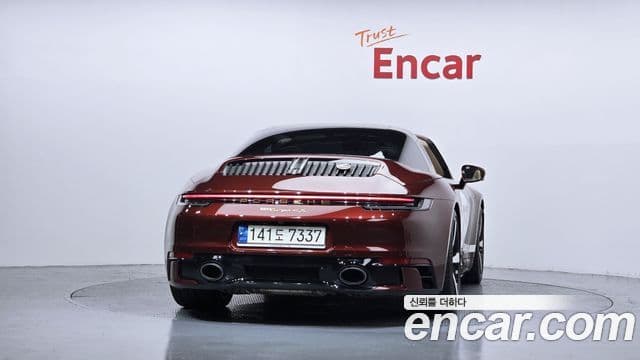 Porsche 911 2021 — ფოტო 4/20