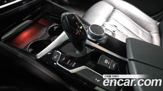 BMW 5 Series 2020 — ფოტო 9/20