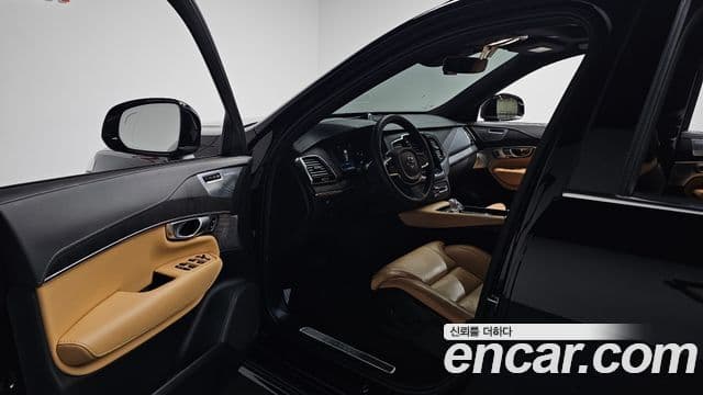 Volvo XC90 2024 — Şəkil 10/20