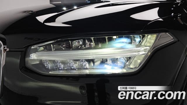 Volvo XC90 2024 — Photo 23/36