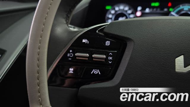 Kia Niro 2022 — фото 15 из 20