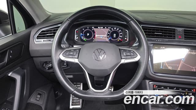 Volkswagen Tiguan 2022 — фото 17 из 20