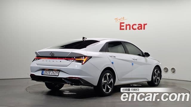 Hyundai Avante 2021 — фото 2 из 20